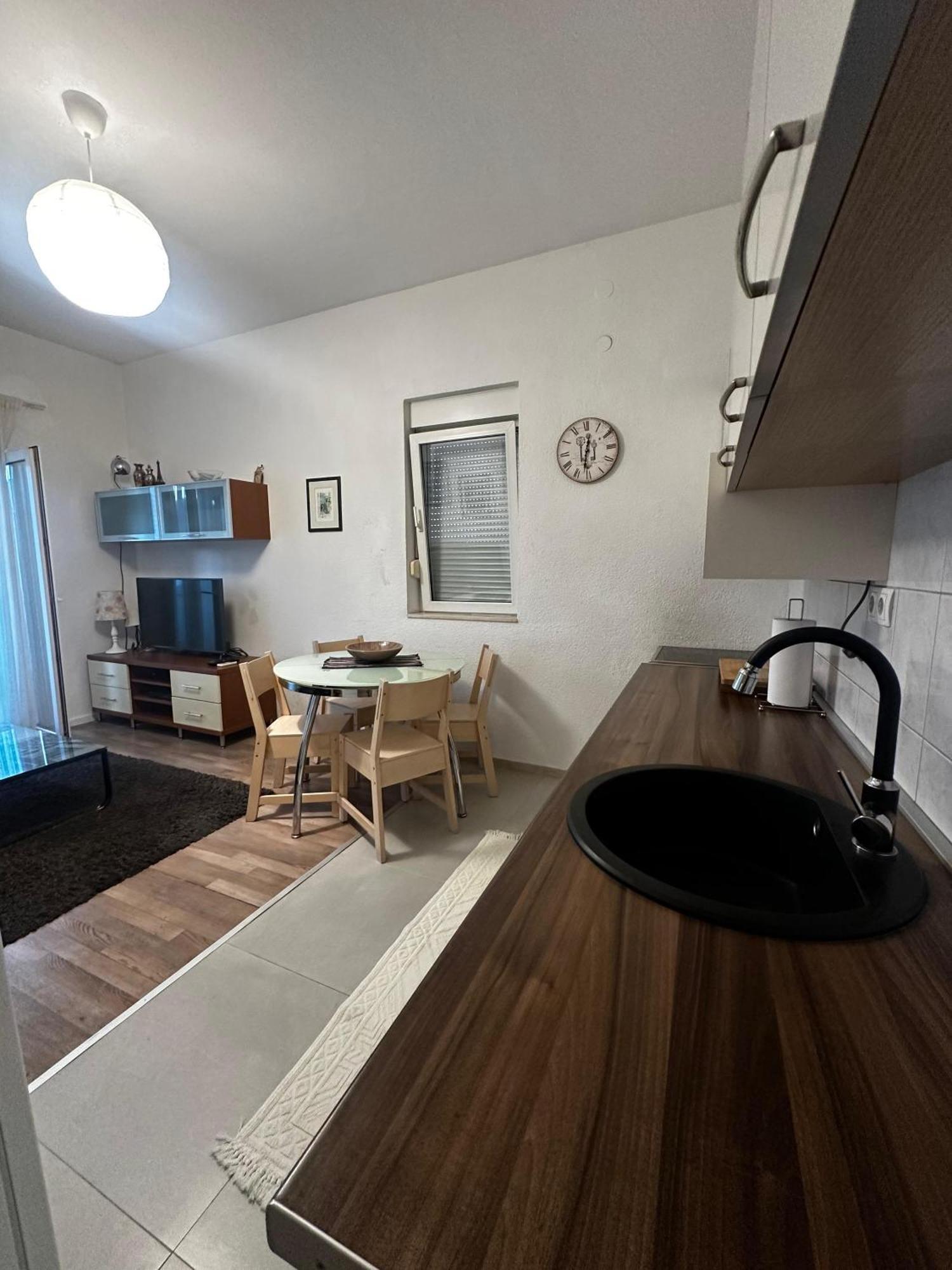 Leona Apartment Trogir Exterior photo